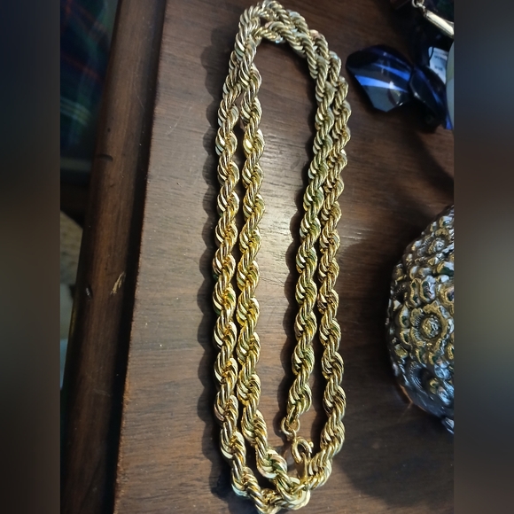 Vintage Thick Rope Chain Gold Rope Chain Stamped Avon 22" Total - Picture 3 of 14